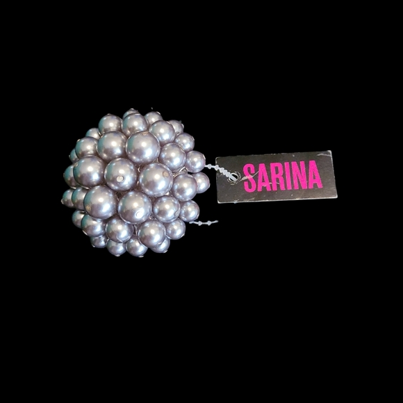 Mother of Pearl Stretch Ring - Picture 1 of 2